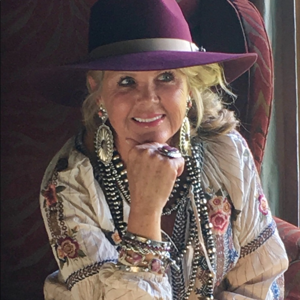 Meet your Posher, Kay